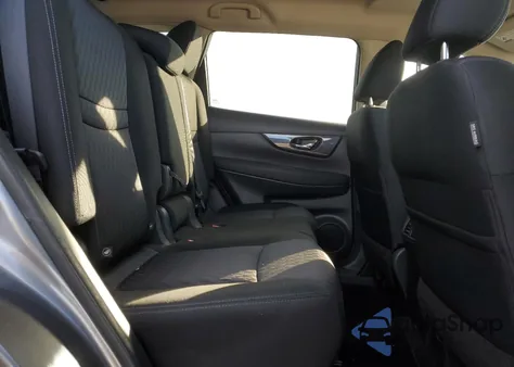 2018 Nissan Rogue S z USA, uszkodzony, nr VIN KNMAT2MV9JP599437